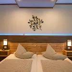 Hotel Tyrol