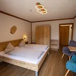 Hotel Tyrol 3*