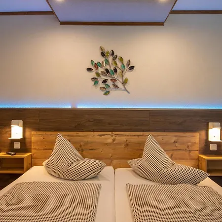 Hotel Tyrol