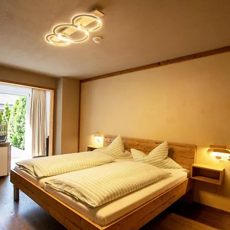 Tyrol Hotel 3*