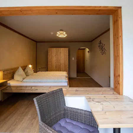 Tyrol Hotel