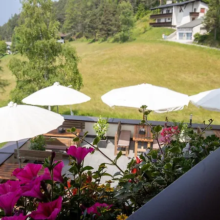 Tyrol Hotel 3*