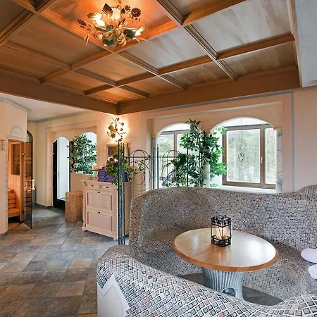 Hotel Tyrol 3*
