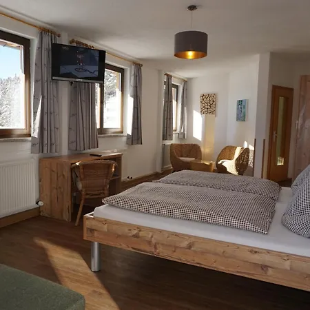 Hotel Tyrol