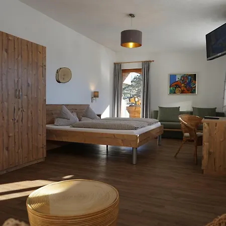 Hotel Tyrol